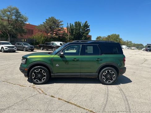 Used 2023 Ford Bronco Sport Outer Banks w/ Tech Package AWD/4WD image 2