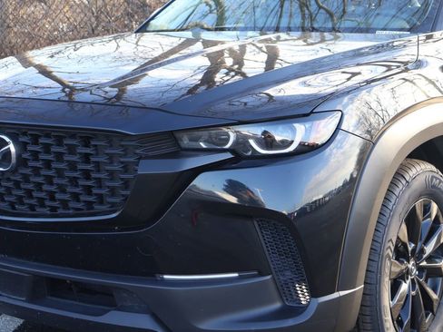 Used 2024 MAZDA CX-50 AWD 2.5 S w/ Preferred Package image 3