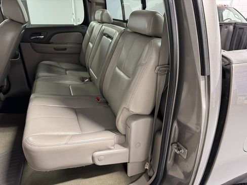 Used 2007 GMC Sierra 2500 SLT w/ Entertainment Package image 20