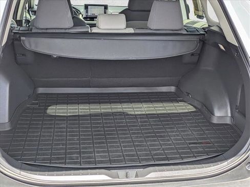 Used 2023 Toyota RAV4 XLE w/ Convenience Package image 6