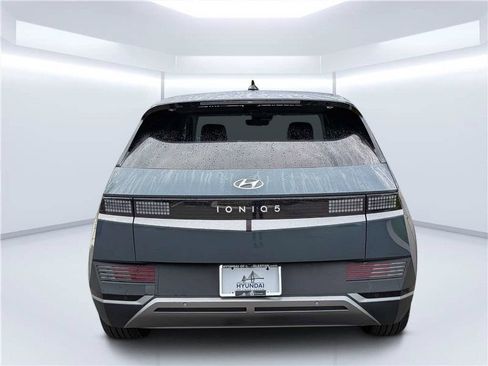 Certified 2024 Hyundai Ioniq 5 SEL RWD image 4