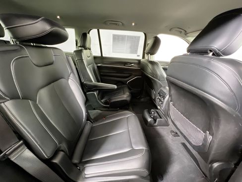 Used 2021 Jeep Grand Cherokee L Limited image 24