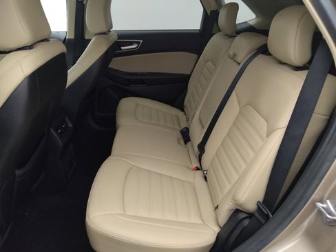 Used 2020 Ford Edge SEL w/ Convenience Package FWD image 18