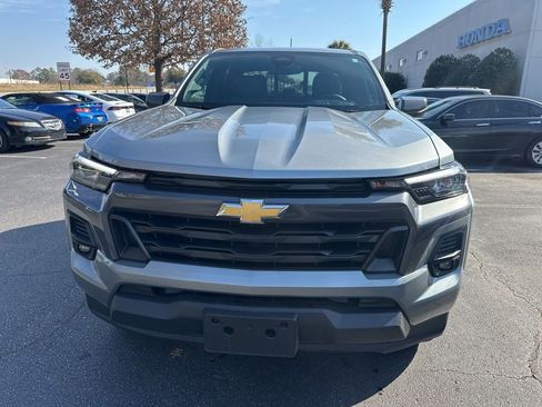 Used 2024 Chevrolet Colorado LT w/ LT Convenience Package III image 8