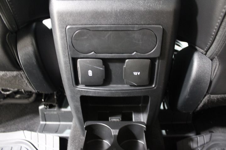 Used 2023 Ford Explorer XLT w/ Equipment Group 202A AWD/4WD image 25