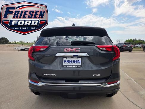 Used 2018 GMC Terrain Denali w/ Comfort Package AWD/4WD image 6