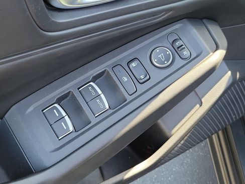 Certified 2023 Honda Accord EX image 18
