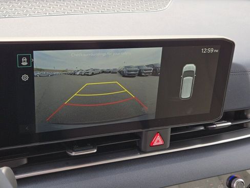 New 2026 Kia Carnival EX image 13