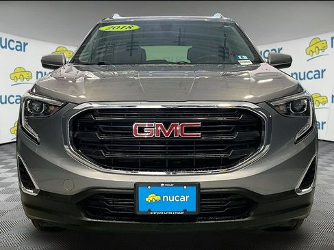 Used 2018 GMC Terrain SLE w/ Driver Convenience Package image 2
