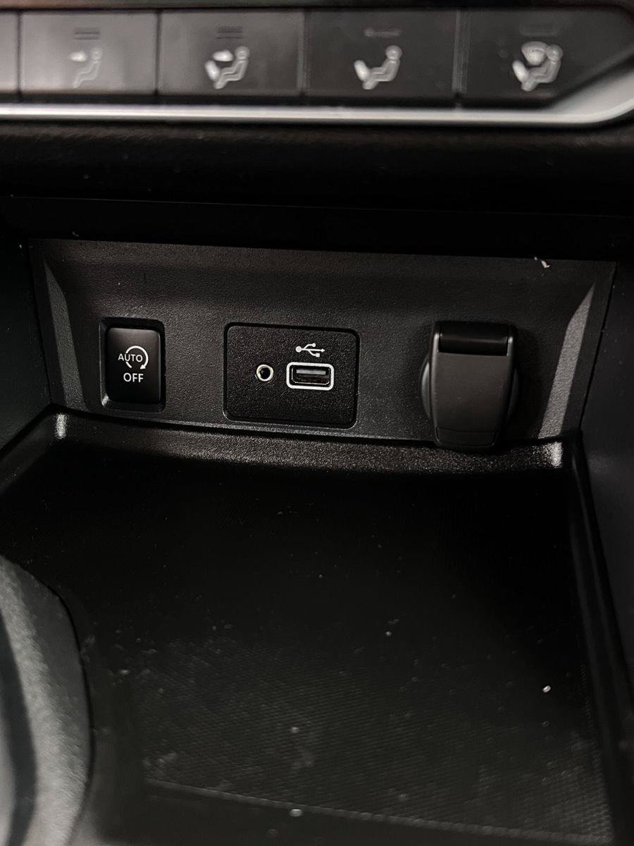 Used 2024 Nissan Sentra S FWD image 21