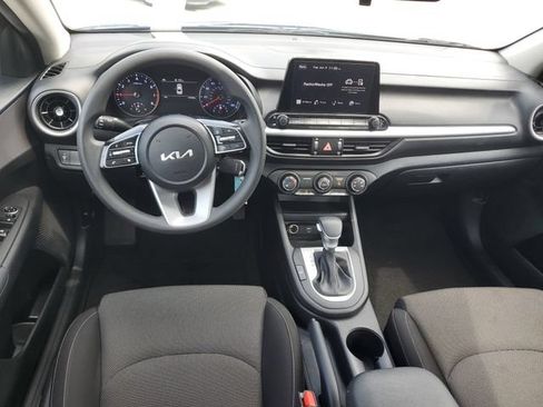 Certified 2023 Kia Forte LXS FWD image 10