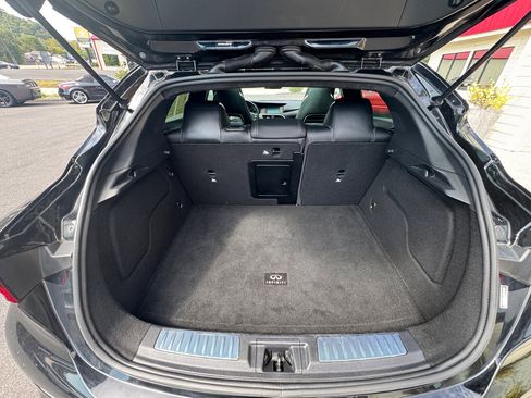 Used 2018 INFINITI QX30 Sport w/ Sport Leather Package image 13