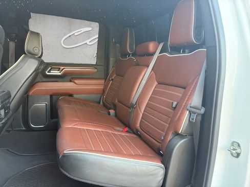 Used 2024 GMC Sierra 2500 Denali Ultimate AWD/4WD image 22