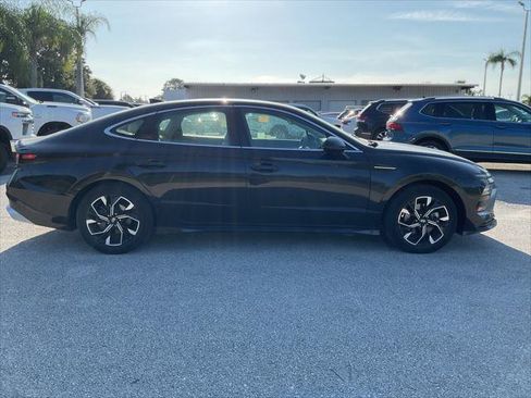 Used 2025 Hyundai Sonata SEL FWD image 13