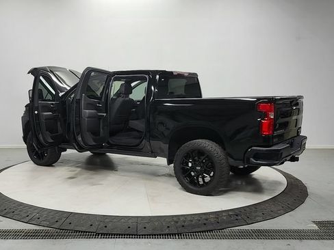 Used 2022 Chevrolet Silverado 1500 RST w/ Z71 Off-Road Package AWD/4WD image 13