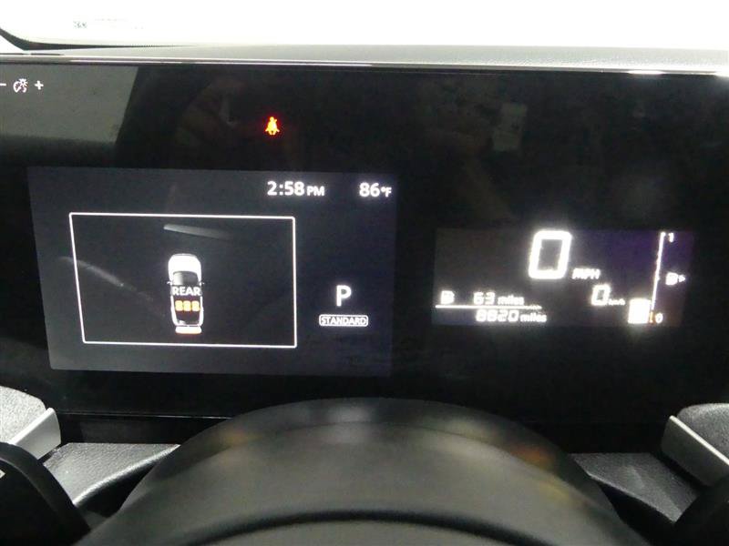 Used 2025 Nissan Kicks SV AWD/4WD image 31