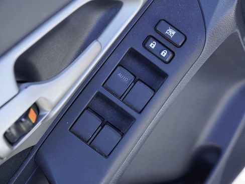 Used 2013 Toyota Matrix S w/ S Sport Pkg FWD image 9