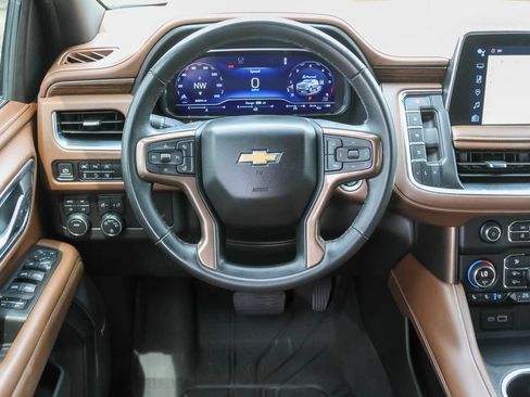 Used 2024 Chevrolet Tahoe High Country AWD/4WD image 8
