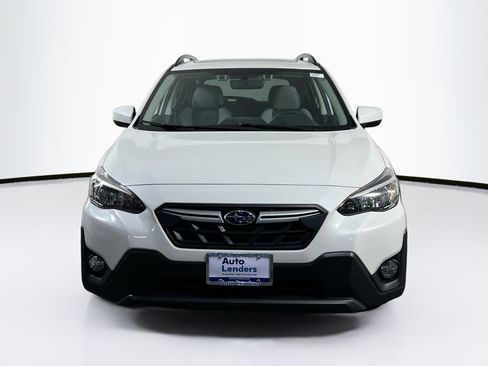 Used 2023 Subaru Crosstrek 2.0i Premium image 2
