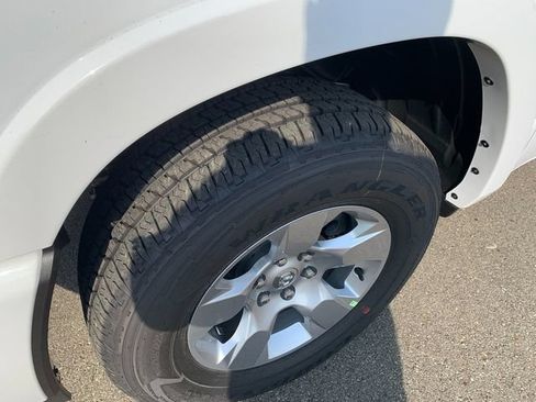 New 2027 RAM 1500 4x4 Crew Cab image 10