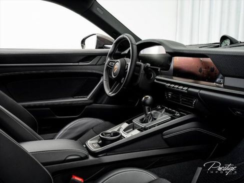Used 2026 Porsche 911 GT3 RWD image 42