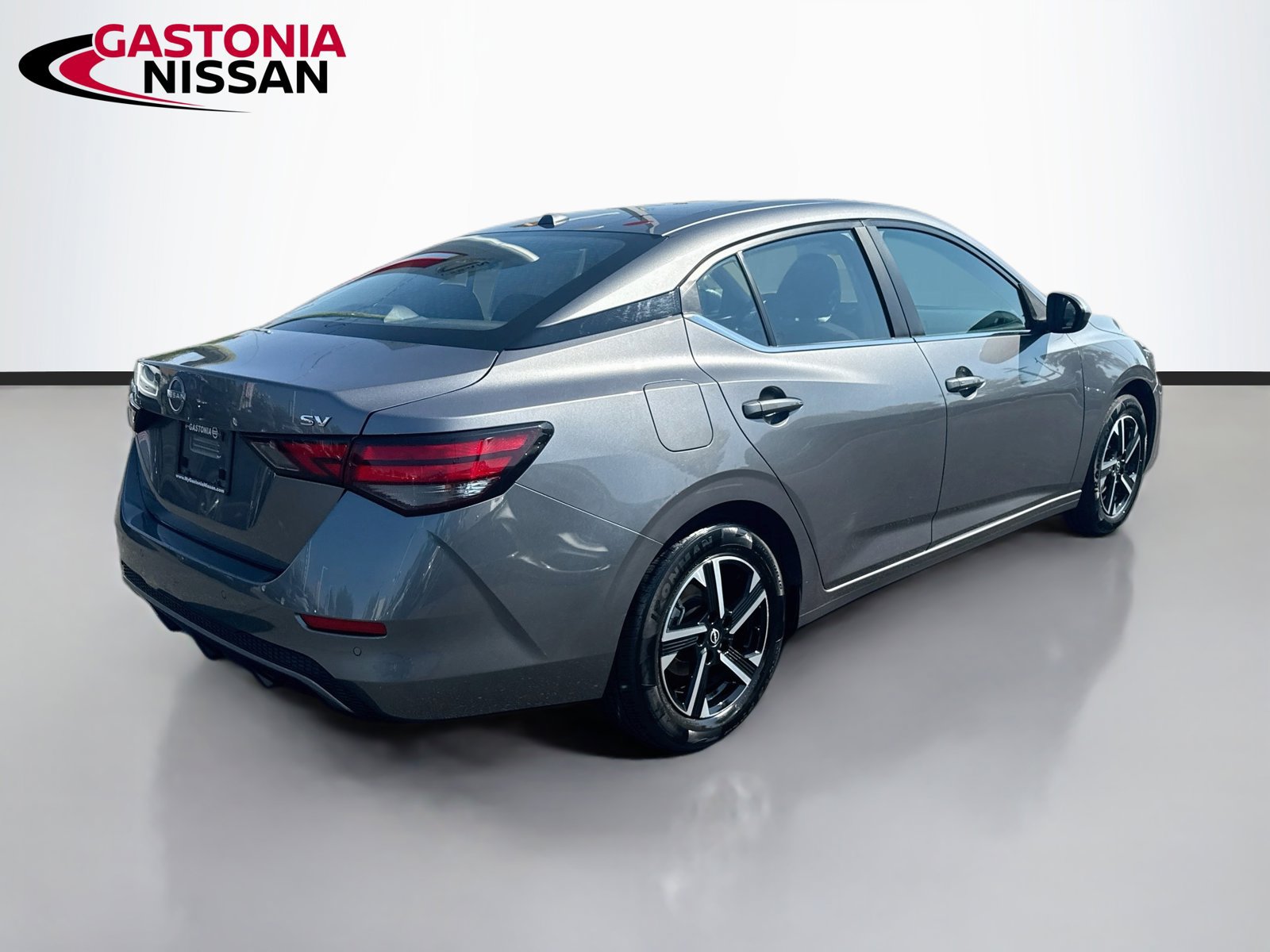 Used 2024 Nissan Sentra SV FWD image 9
