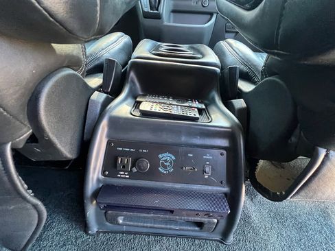 Used 2022 Ford Transit 250 Medium Roof AWD image 50