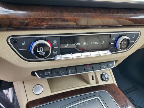 Used 2019 Audi Q5 2.0T Premium Plus w/ Premium Plus Package image 31