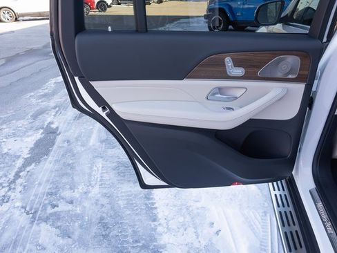 Certified 2025 Mercedes-Benz GLS 450 4MATIC image 16