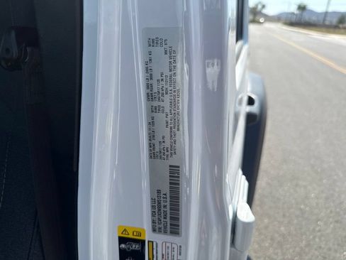 Used 2025 Jeep Wrangler Unlimited Sport AWD/4WD image 22