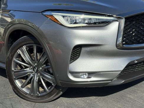 Used 2020 INFINITI QX50 Essential w/ Edition 30 Package FWD image 2