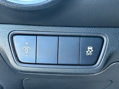 Used 2024 Kia Forte LXS image 31