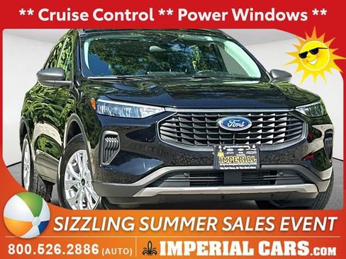 Used 2024 Ford Escape Active w/ Tech Pack #1 AWD/4WD image 1