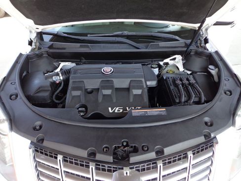 Used 2016 Cadillac SRX Performance w/ Driver Awareness Package AWD/4WD image 8