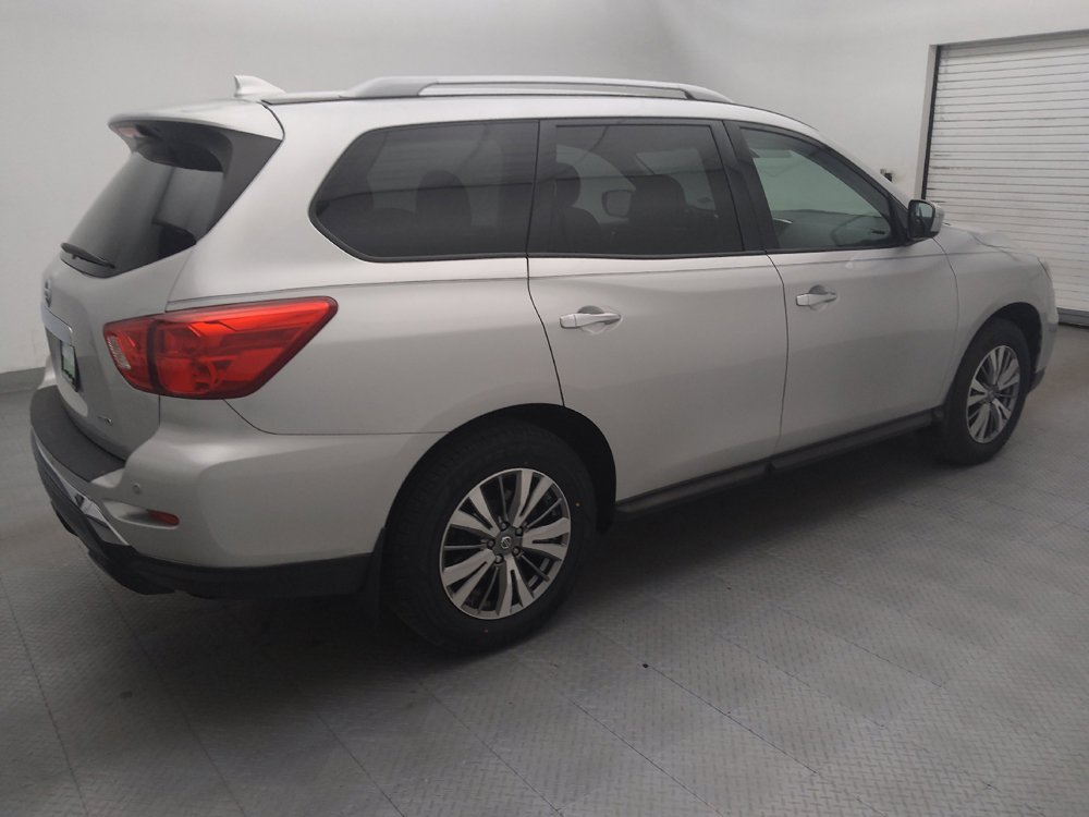 Used 2019 Nissan Pathfinder S AWD/4WD image 10