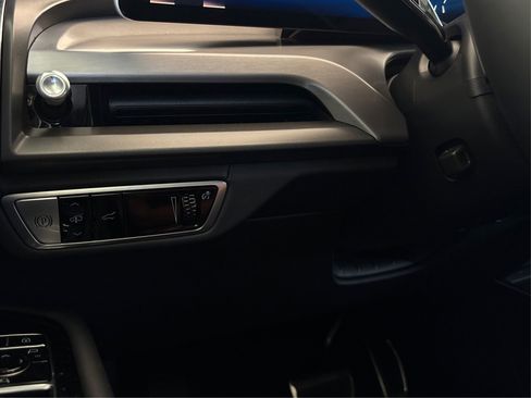 New 2026 Cadillac Vistiq Platinum image 20