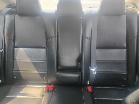 Used 2025 Nissan Sentra SR w/ SR Premium Package FWD image 10