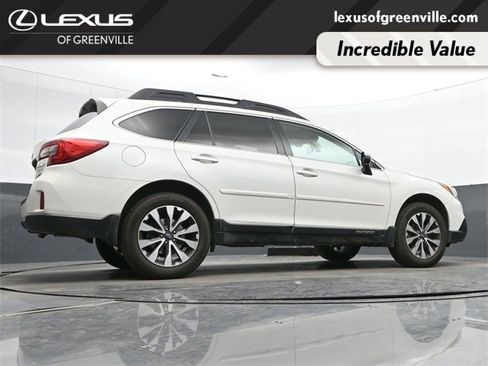 Used 2017 Subaru Outback 2.5i Limited image 12
