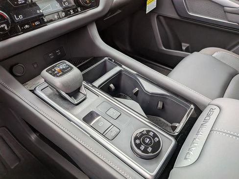 New 2026 Nissan Pathfinder SL w/ SL Premium Package image 22