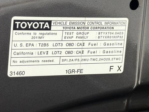 Used 2011 Toyota 4Runner Limited AWD/4WD image 88