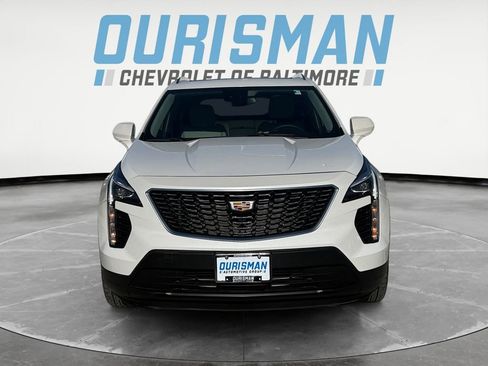 Used 2022 Cadillac XT4 Luxury w/ Cold Weather Package image 8