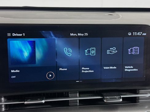 Used 2025 Hyundai Kona SEL FWD image 21