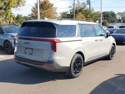New 2026 Kia Carnival SX Prestige image 6