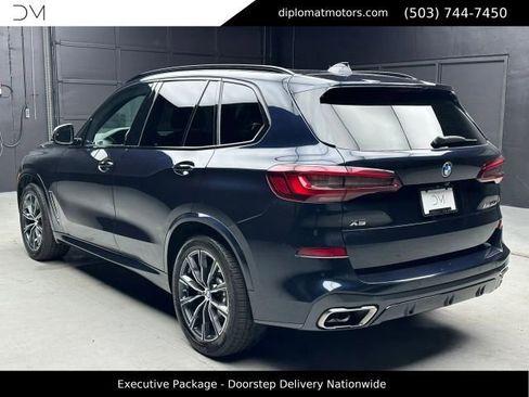 Used 2022 BMW X5 M50i w/ Executive Package AWD/4WD image 5