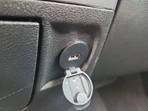 Used 2024 RAM 1500 Classic SLT RWD image 30