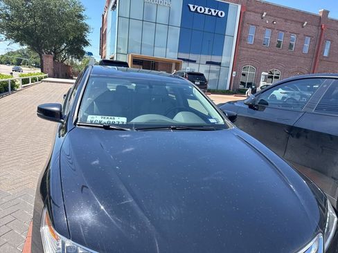 Used 2017 Acura TLX FWD image 11