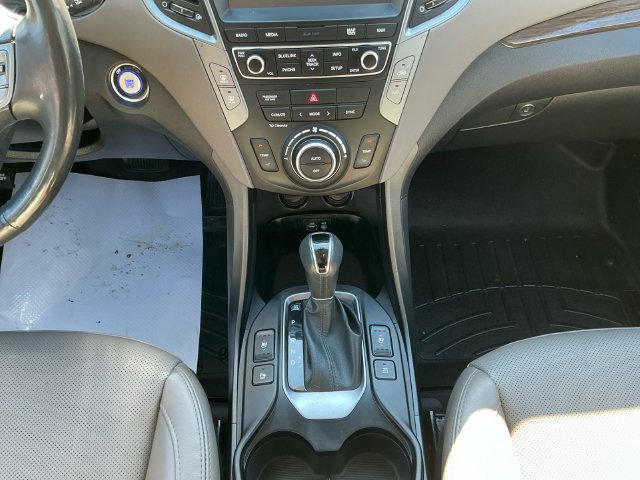 Used 2017 Hyundai Santa Fe Sport w/ 2.4L Tech Package 04 AWD/4WD image 12