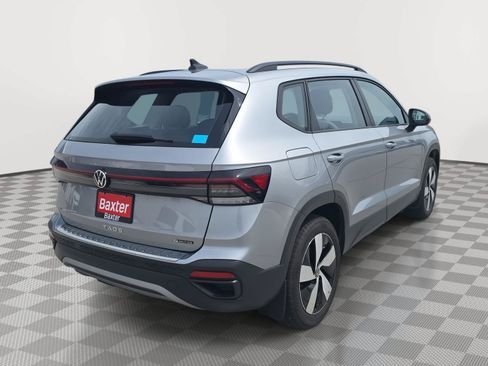 Certified 2025 Volkswagen Taos S AWD/4WD image 11