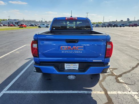 New 2026 GMC Canyon Elevation w/ Convenience Package image 4