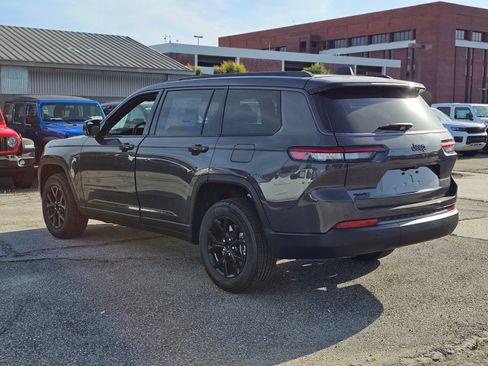 New 2026 Jeep Grand Cherokee L 4WD image 5